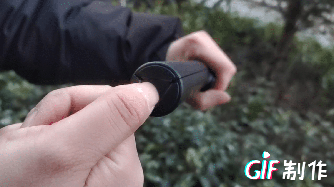自拍杆三脚架一键变焦记录美好瞬间！凯发国际K8小米变焦支架自拍杆2(图7)